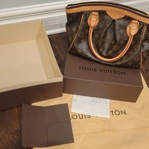 Louis Vuitton Tivoli Handbag